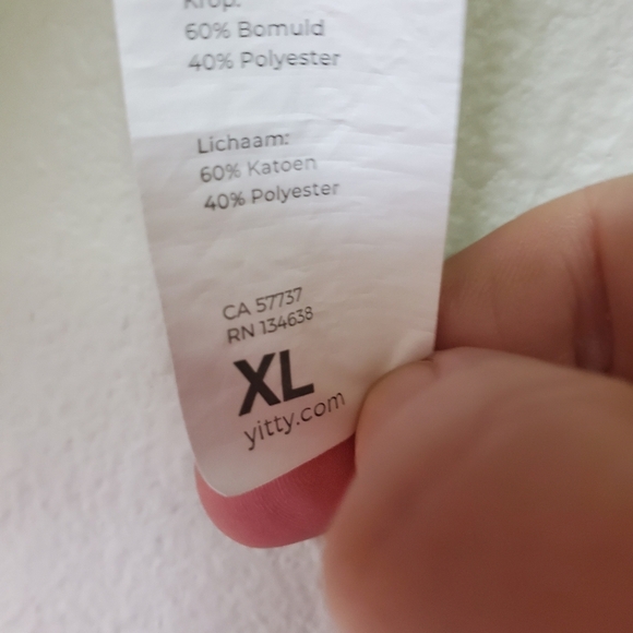 Yitty Womens Major Label Pullover. Fablethics Size XL - Picture 6 of 8